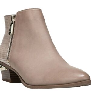 CIRCUS BY SAM EDELMAN Highland Booties 6.5.